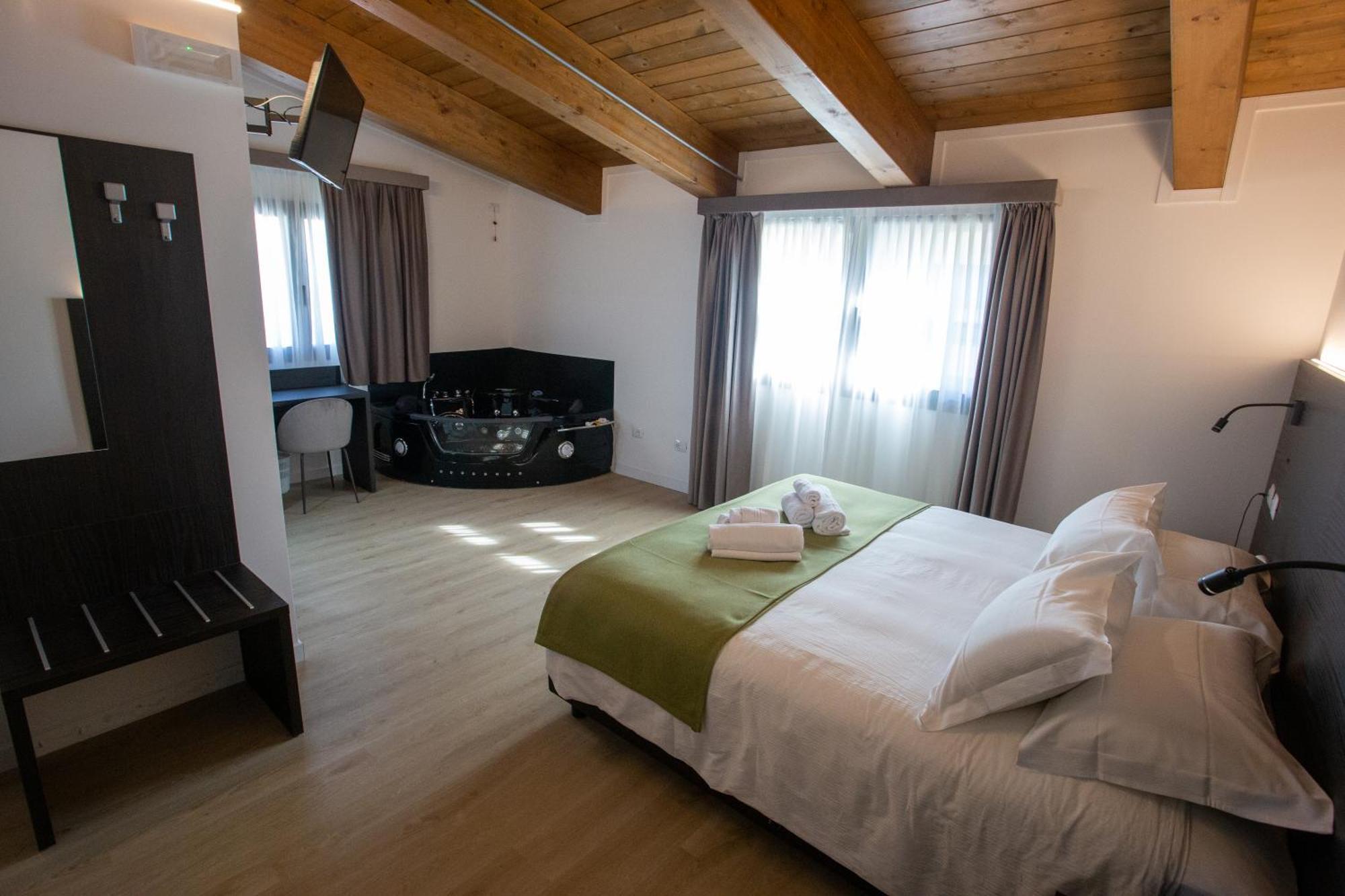 Il Castagneto Hotel Amatrice Ngoại thất bức ảnh